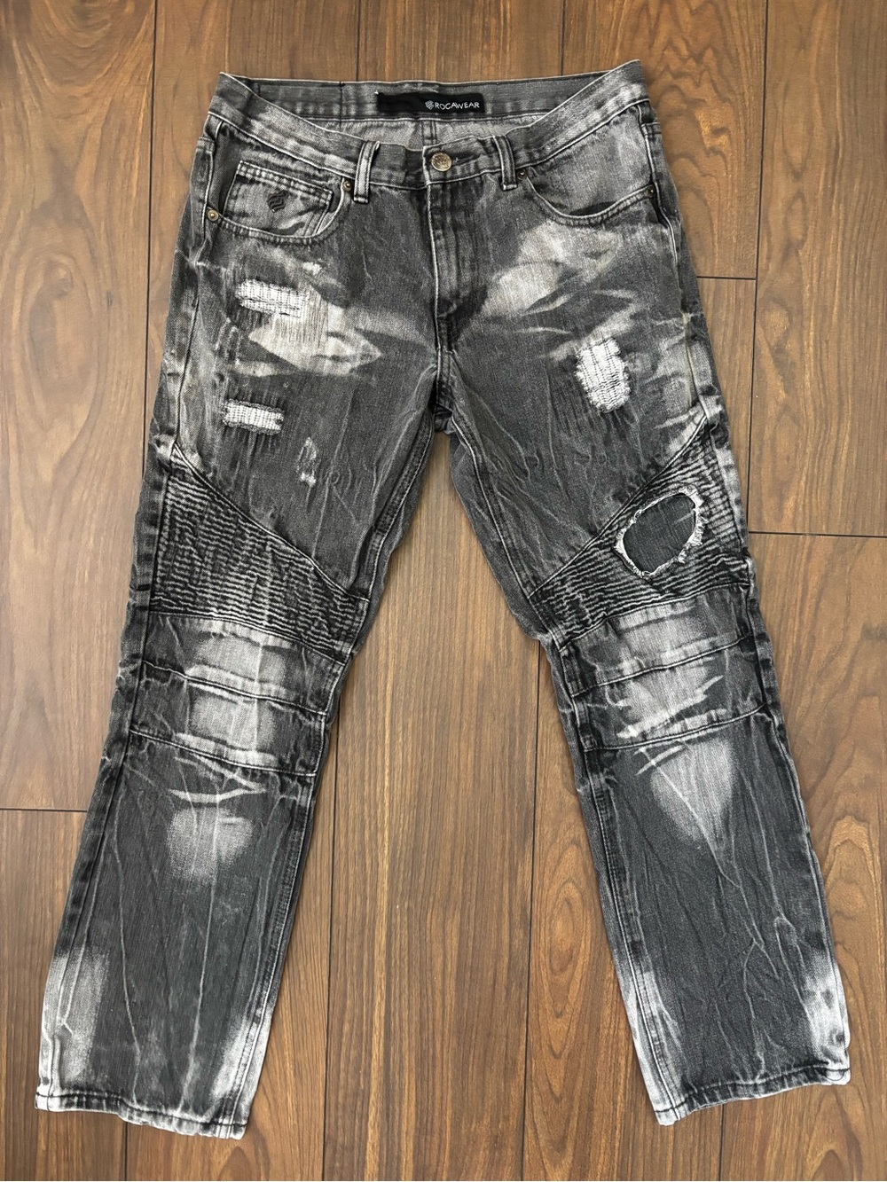 Rocawear Men's Distressed Black/Grey Slim Straight Jeans